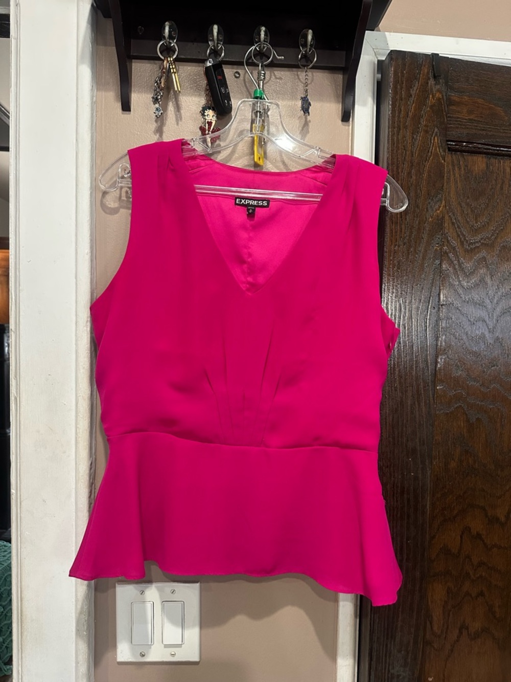 Express Fuchsia V-Neck Peplum Shell Top